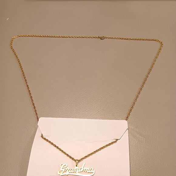 'Grandma' gold tone fashion removable birthstone charm necklace w/ 7 charms - Picture 4 of 8